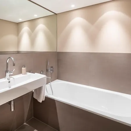 De Breker * 노르데메이